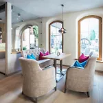 Hotel Alpenrose 3*
