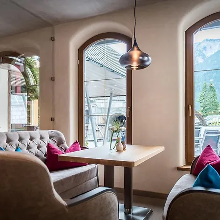 Hotel Alpenrose