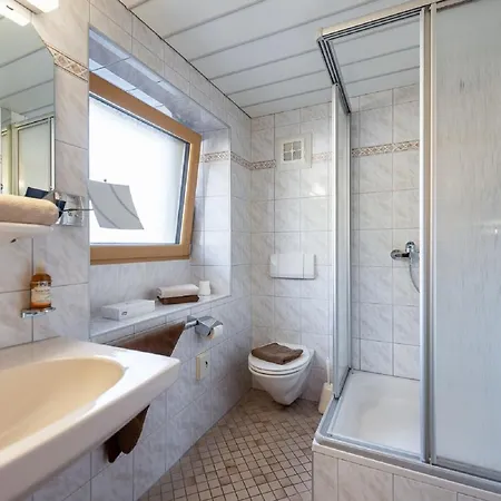 Alpenrose Otel