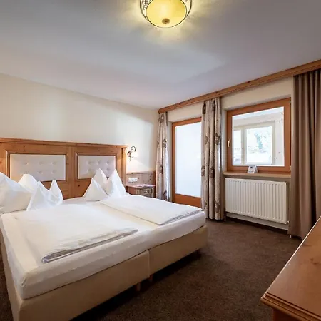 Hotel Alpenrose Pertisau